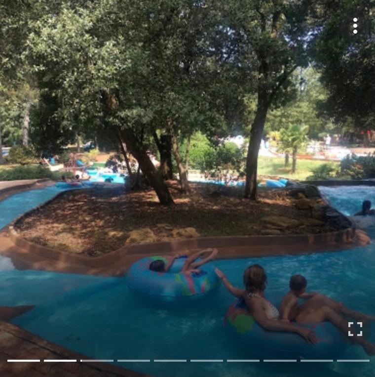 LE MAS DES OLIVIERS appartement 3 min a pied du centre d'Uzès parking piscine Esterno foto
